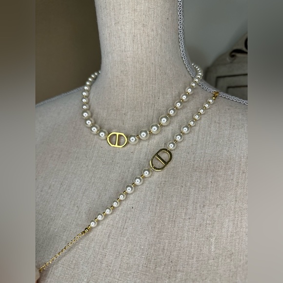 Dior necklace - Picture 4 of 10